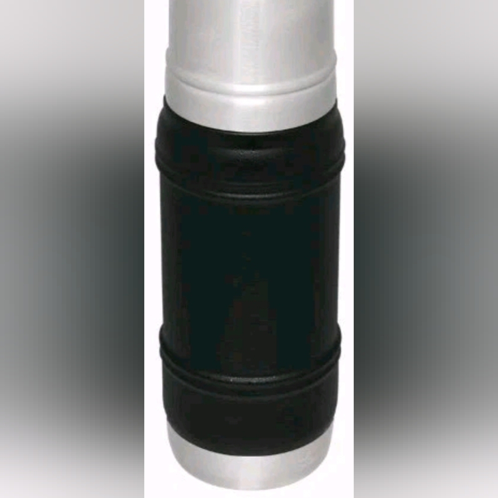 STANLEY The Artisan Thermal Bottle 20 Oz in BLACK NEW - Picture 5 of 9